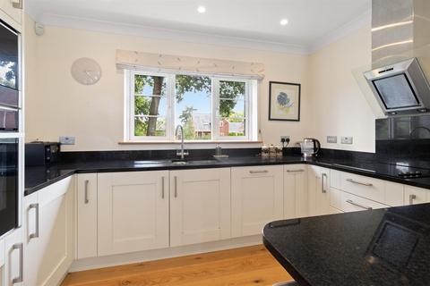 2 bedroom link detached house for sale, Lime Tree Gardens, Walwyn Road, Colwall, Malvern, Herefordshire, WR13 6RL