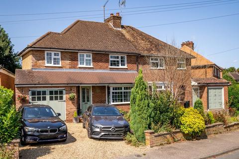 4 bedroom semi-detached house for sale, Ver Road, St. Albans AL3