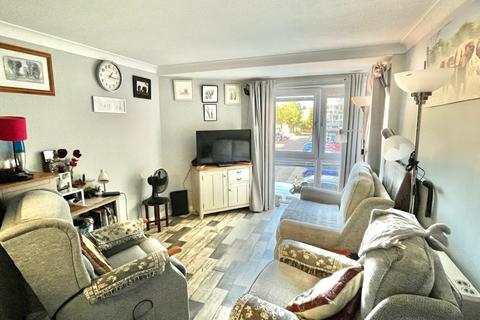 1 bedroom apartment for sale, Sandgate Road, Kent CT20