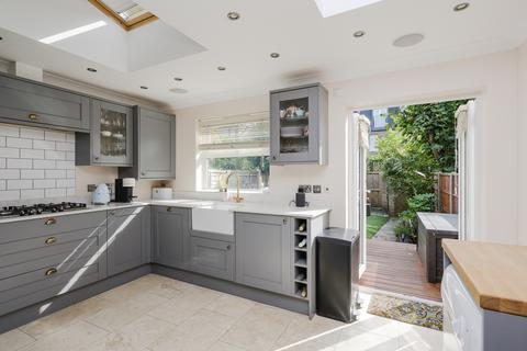 37 Cecil Road, London, SW19 1JR