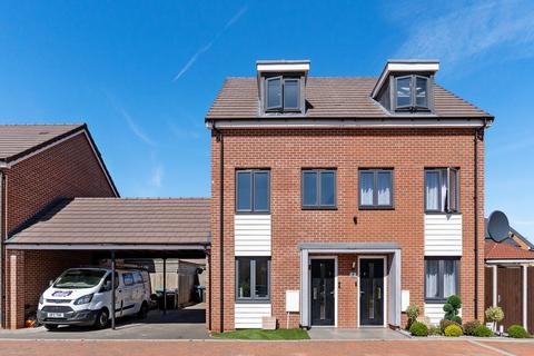 7 Plumtree Drive, Harlow, CM17 0FN