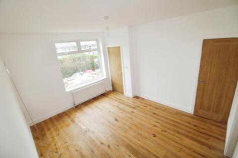 2 bedroom end of terrace house to rent, Lindsay Avenue, South Yorkshire S5