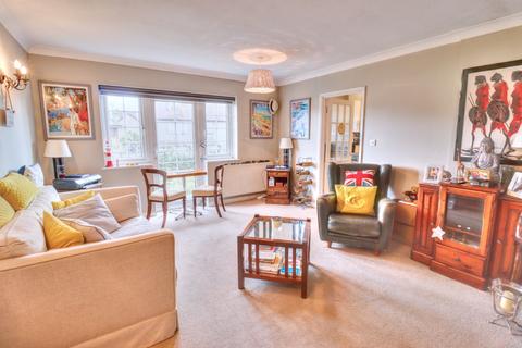 2 bedroom apartment for sale, Lexham Gardens, Amersham HP6