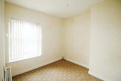 2 bedroom end of terrace house for sale, Bruntcliffe Road, Leeds LS27