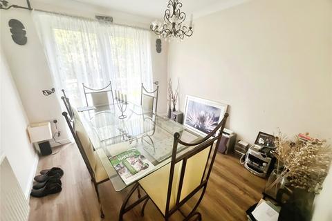 15 Ludgate Close, Tividale, Oldbury, B69 1NY