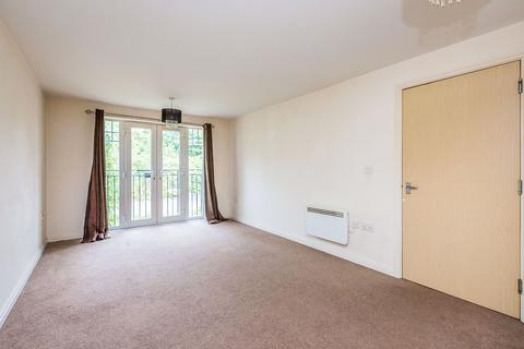 2 bedroom flat to rent, Hedgerow Close, Worcestershire B98