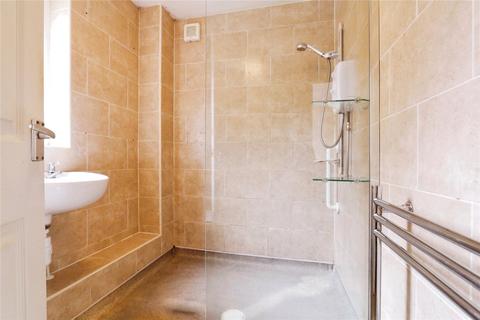 16 Bardsley Close, Hyde, SK14 3QZ