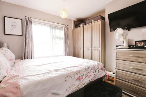 31 Cedar Grove, Denton, Manchester, M34 2BD