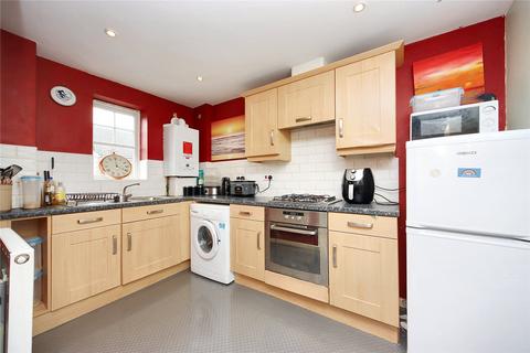 2 bedroom flat for sale, Ovett Gardens, Gateshead NE8