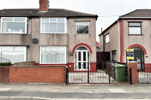 3 bedroom semi-detached house to rent, The Precincts, Crosby, Liverpool