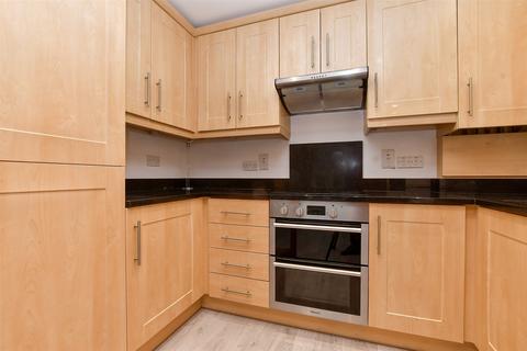 1 bedroom ground floor flat for sale, Kingswood Drive, Sutton, Surrey