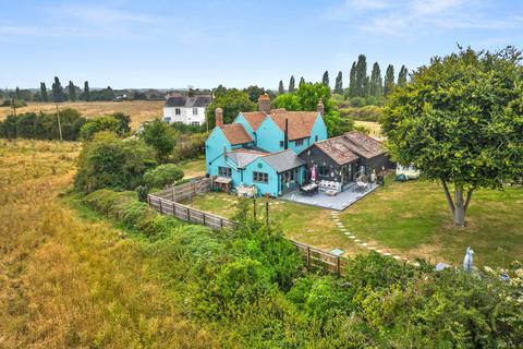 5 bedroom detached house for sale, Brook End Road South, Chelmsford CM2