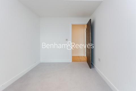 2 bedroom apartment to rent, Glenthorne Road, Hammersmith W6