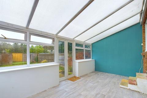 3 bedroom end of terrace house for sale, Turner Road, Worthing BN14 8PY