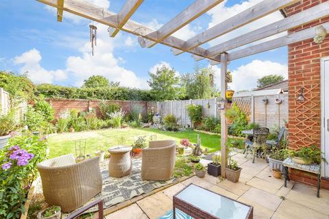 4 bedroom semi-detached house for sale, School Lane, Havant, Hampshire