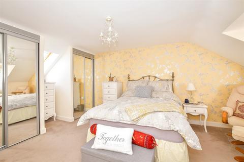 4 bedroom semi-detached house for sale, School Lane, Havant, Hampshire