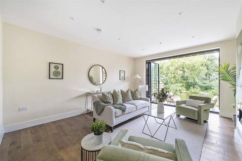 4 bedroom terraced house for sale, Waterview Place, Berkley Court, Weybridge, Surrey, KT13