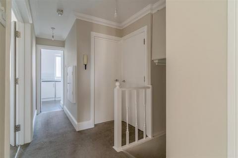 2 bedroom apartment for sale, First Avenue, Hove