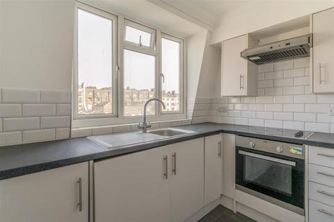 2 bedroom apartment for sale, First Avenue, Hove