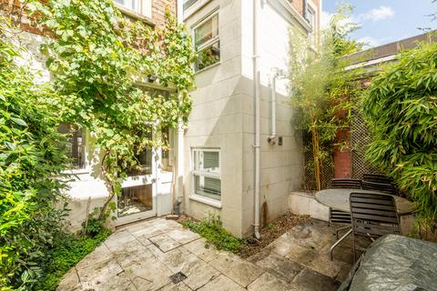 22 Sunningdale, Bristol, BS8 2NF