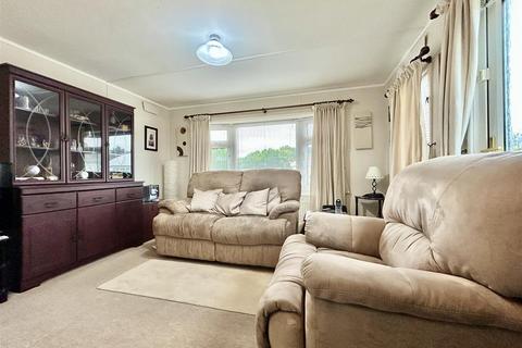 2 bedroom park home for sale, Newfield Crescent, Garforth, Leeds