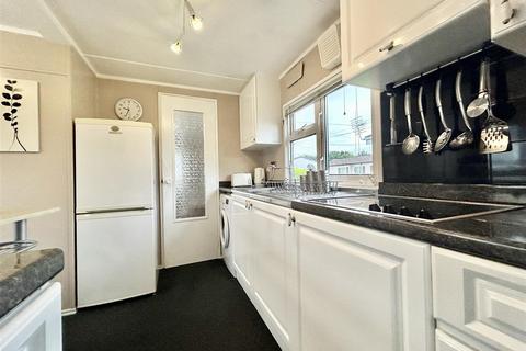 2 bedroom park home for sale, Newfield Crescent, Garforth, Leeds