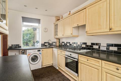 2 bedroom terraced house for sale, Drighlington BD11