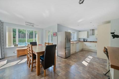 5 bedroom detached house for sale, Tolethorpe Close, Oakham