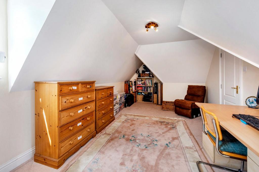Bedroom/Office