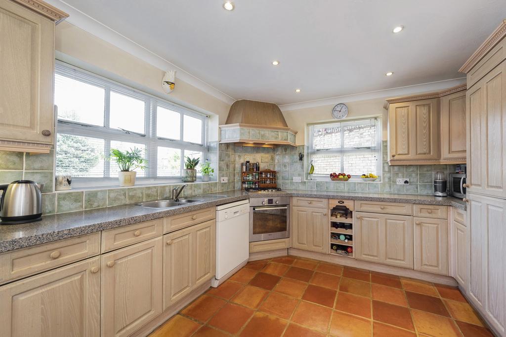 Kitchen/Breakfast Room