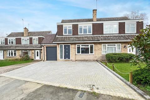 46 Blackwater Way, Braintree, CM7 9BX