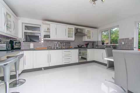 5 bedroom link detached house for sale, Kent Crescent, Wigston LE18