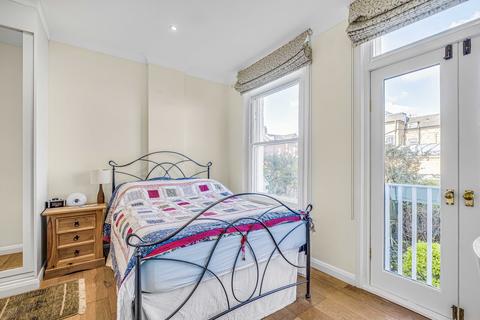 Flat 2, 18 Oxford Road, London, SW15 2LF