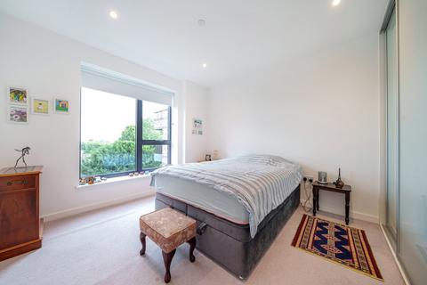 1 bedroom apartment for sale, New Bell House, 4 Earl Haig Close, Hounslow, TW4