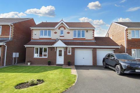 4 bedroom detached house for sale, Monks Wood, North Shields