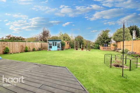 68 Smeeth Road, Marshland St James, Wisbech, PE14 8JF
