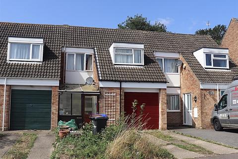 3 bedroom terraced house for sale, Ash Rise, KIngsthorpe