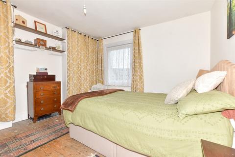 51 Foord Road, Folkestone, CT19 5AE