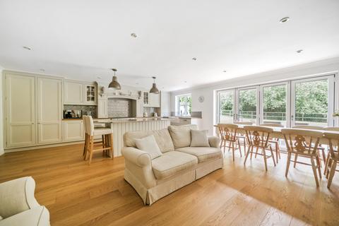 4 bedroom detached house for sale, Benifold Place, Fernhurst, Haslemere, West Sussex, GU27