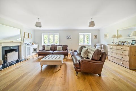 4 Benifold Place, Fernhurst, Haslemere, GU27 3DA