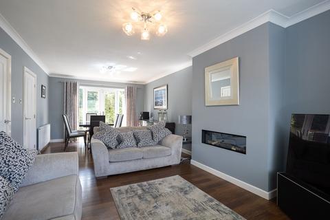 3 bedroom semi-detached house for sale, Rossett Holt View, Harrogate, HG2