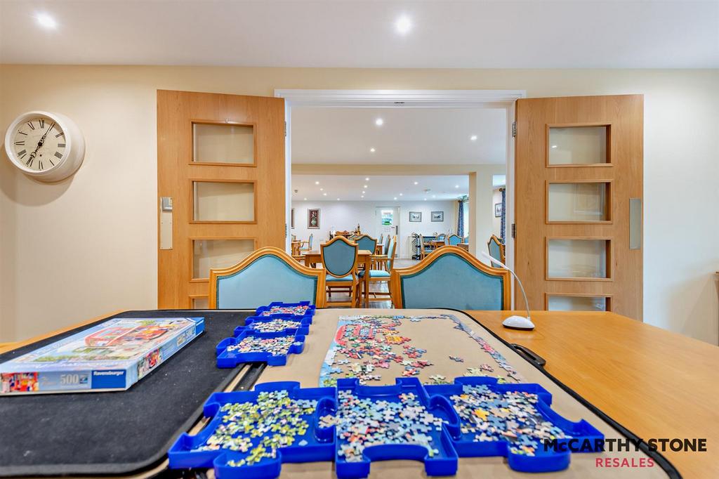 8617104-interior21-800.jpg