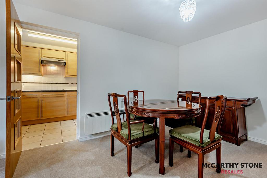 8617104-interior12-800.jpg