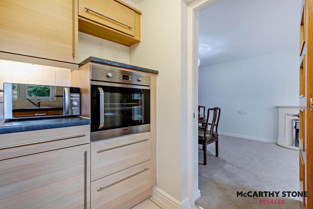 8617104-interior14-800.jpg