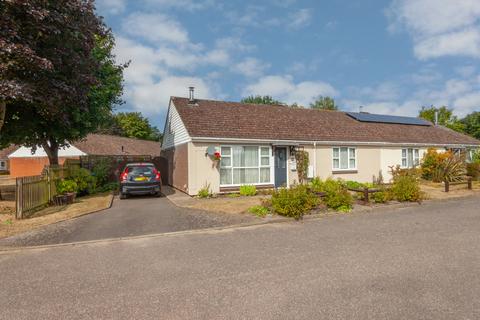 2 bedroom semi-detached bungalow for sale, Yoxford Mews, Sutton Heath, IP12 3TH