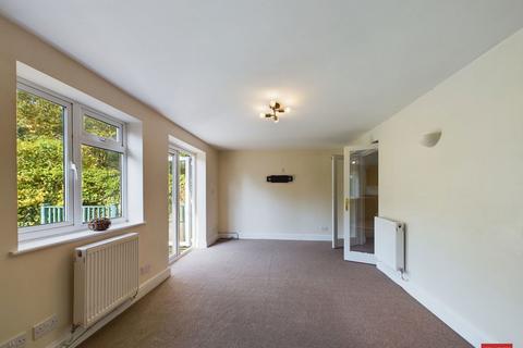 21 Boverton Avenue, Brockworth, Gloucester, GL3 4ER
