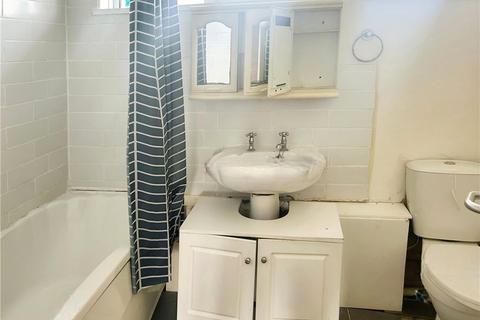 63 Calamint Road, Witham, CM8 2XT