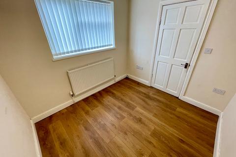 31 Elgar Path, Luton, LU2 7RJ