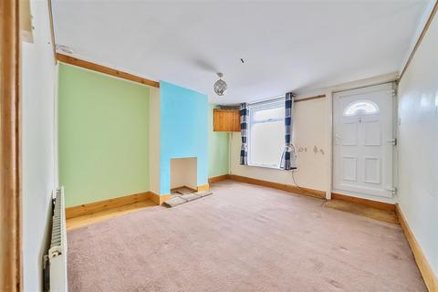 2 bedroom end of terrace house for sale, The Street, Canterbury CT3