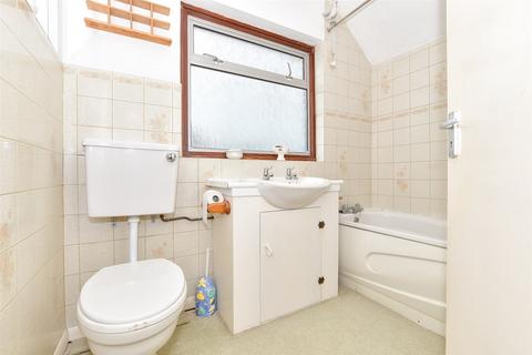 25 Heather Drive, St Michaels, Tenterden, TN30 6PL